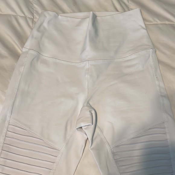 NWOT ALO Motto High Rise Legging - Picture 2 of 5